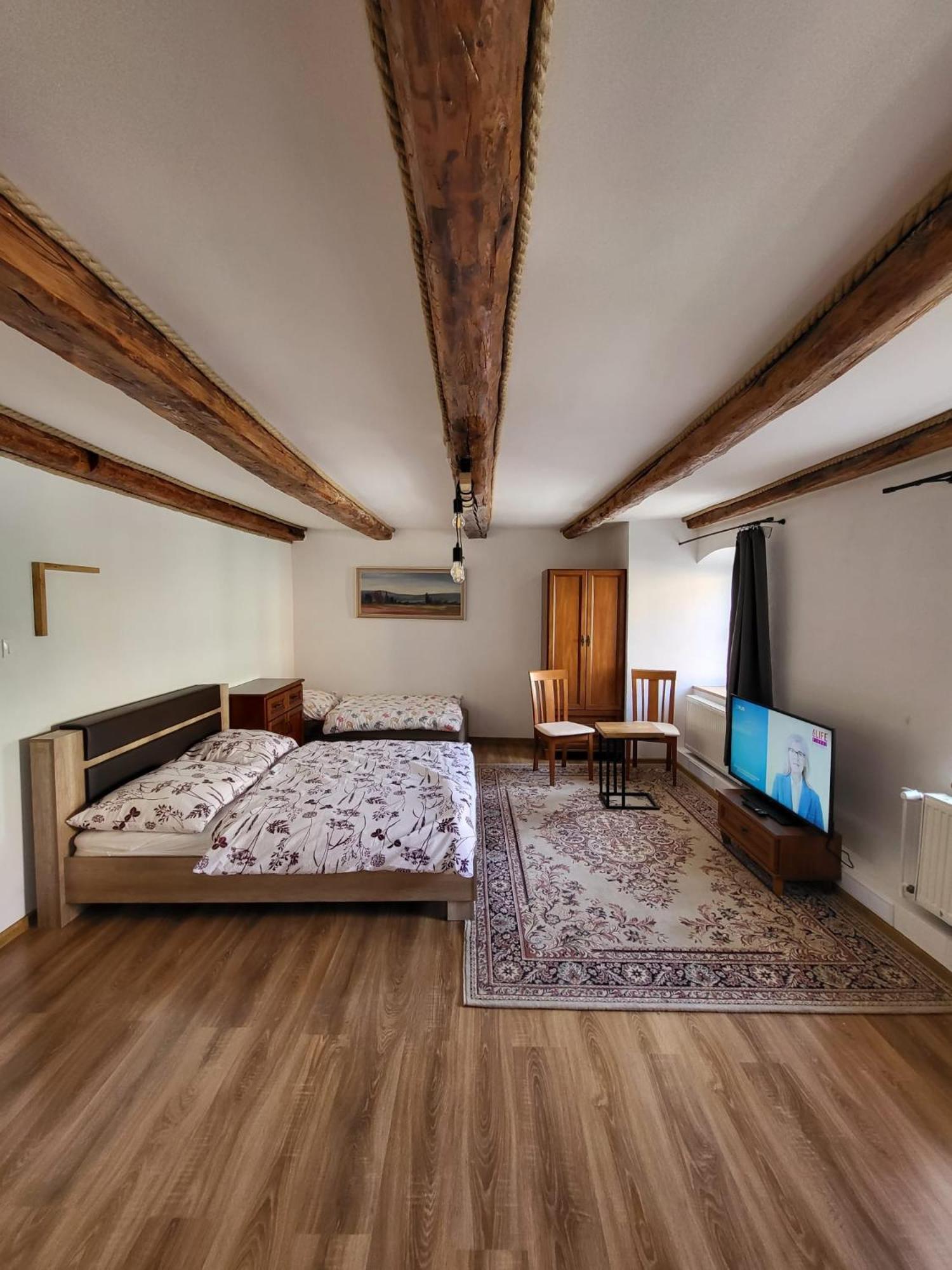 Apartman Velicka Vinaren Попрад Екстериор снимка