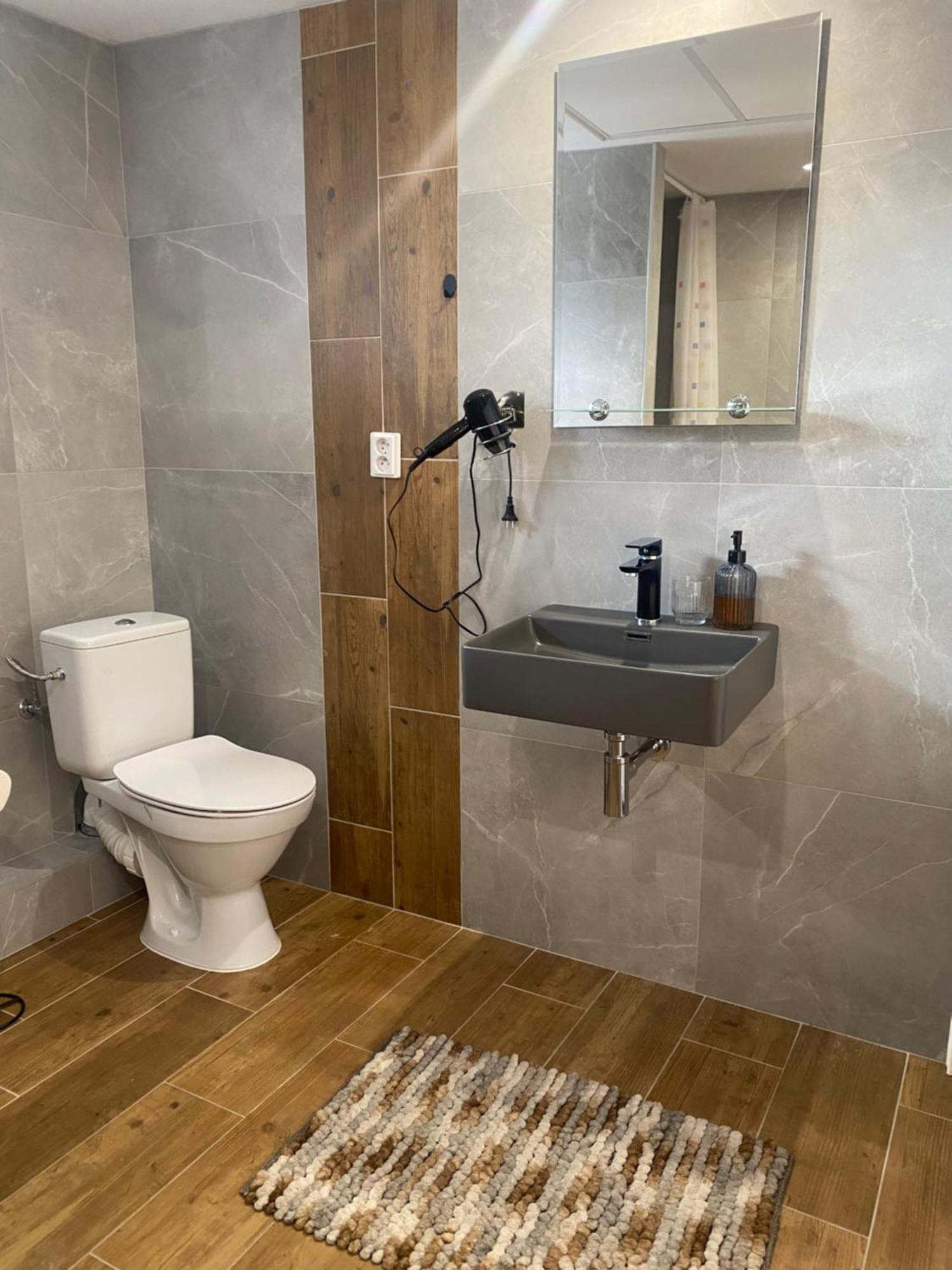 Apartman Velicka Vinaren Попрад Екстериор снимка